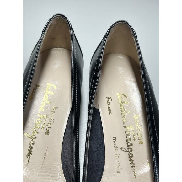Salvatore Ferragamo Leather Pumps Heels 8 AAA Black Gold Script Logo Slip On - Picture 6 of 12